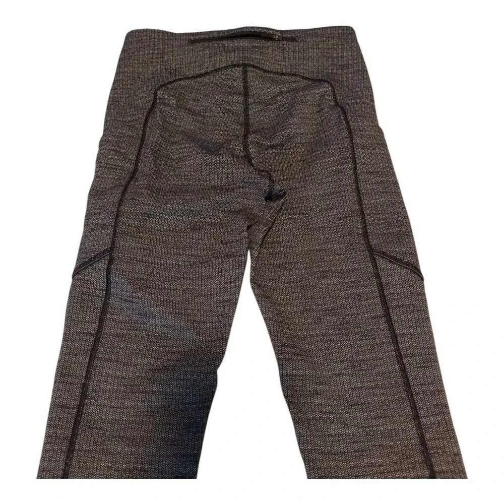 LULULEMON Speed Up Tight 28